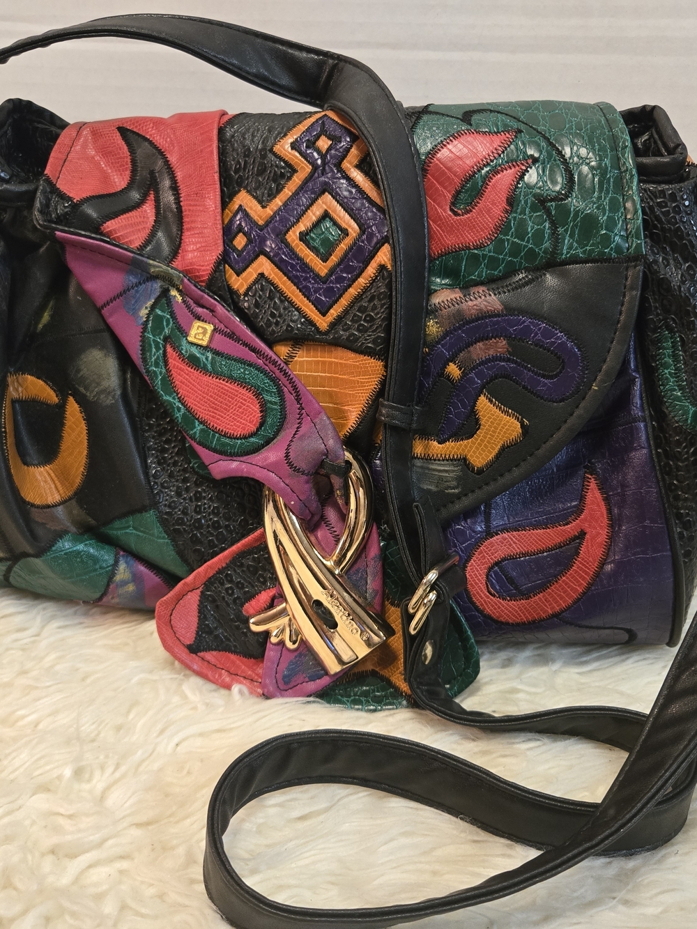 Vintage Multicolor Embroidered Shoulder Bag with Gold Hardware